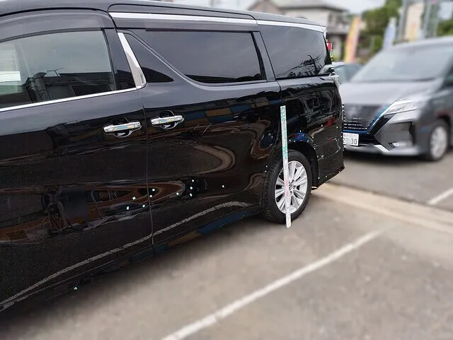 ⭐横浜市都筑区 ヴェルファイア左側面板金塗装修理｜新型ノア事故代車・代車特約も相談可能‼️