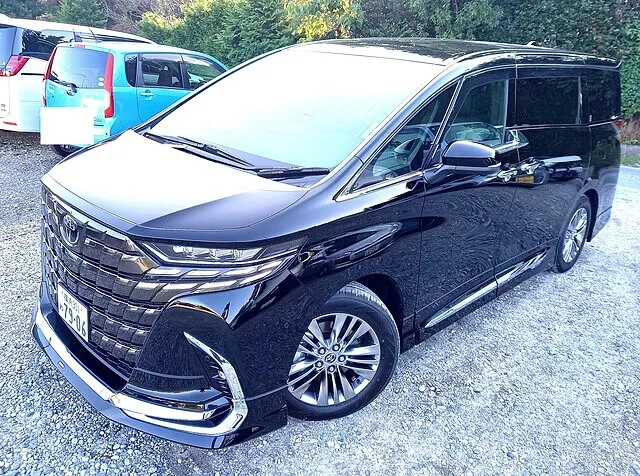 「新型アルファードZ 4WDハイブリッド モデリスタエアロ装着車（6AA-AAHH45W）も代車対応可能！」